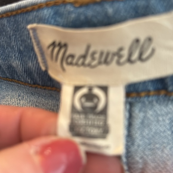 Madewell The Perfect Jean Short 28 - Picture 5 of 6